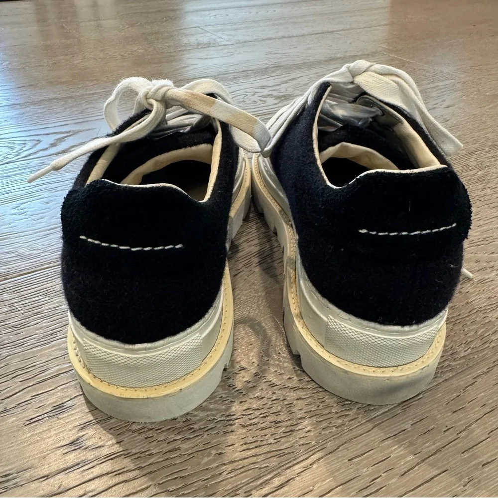 Maison Margiela Black and White Platform Sneakers - Picture 9 of 10